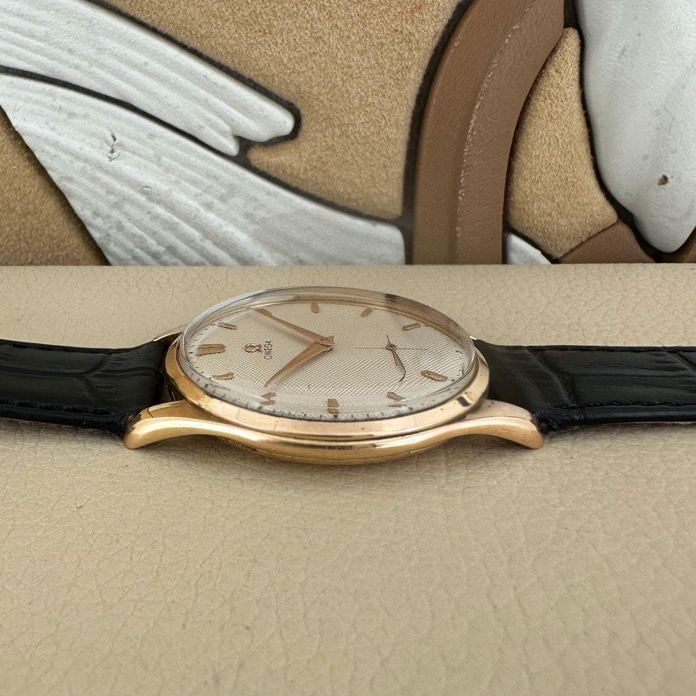 Omega Vintage Oversize 2620 7