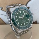 Rolex Submariner Hulk 116610LV 3